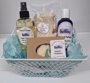 Aspen Chateau Gift Basket