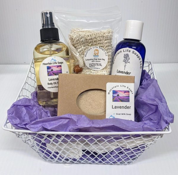 PXL_20241024_192253081.MP2_.jpg Lavender Gift Basket