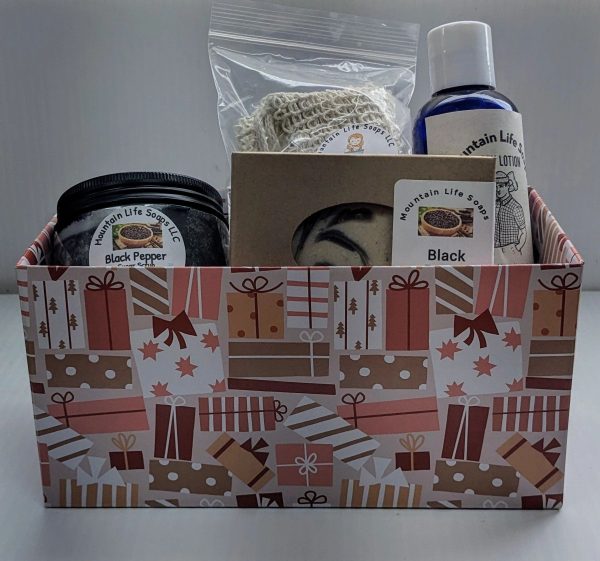 PXL_20241121_2039095522.jpg Black Pepper Gift Box