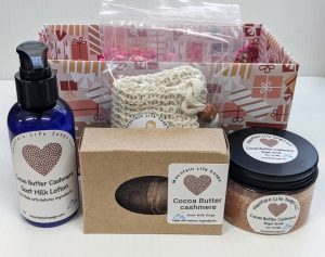 Cocoa Butter Cashmere Gift Box