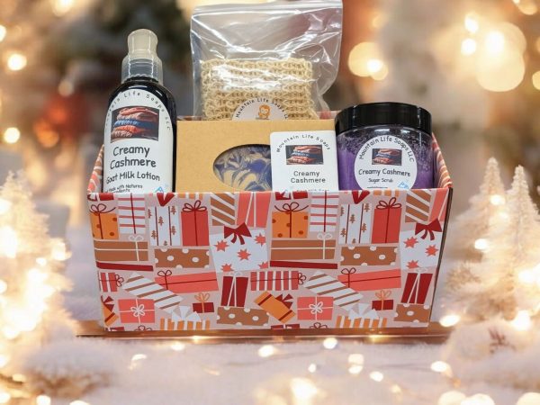 file-c0b8912.jpg Creamy Cashmere Gift Box